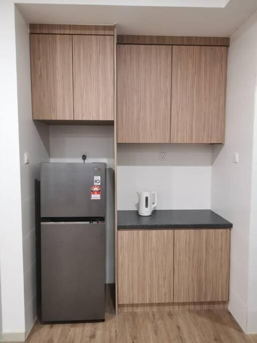 Brand New Apartment Kuching photo 2