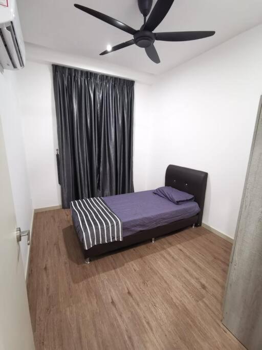Brand New Apartment Kuching photo 4