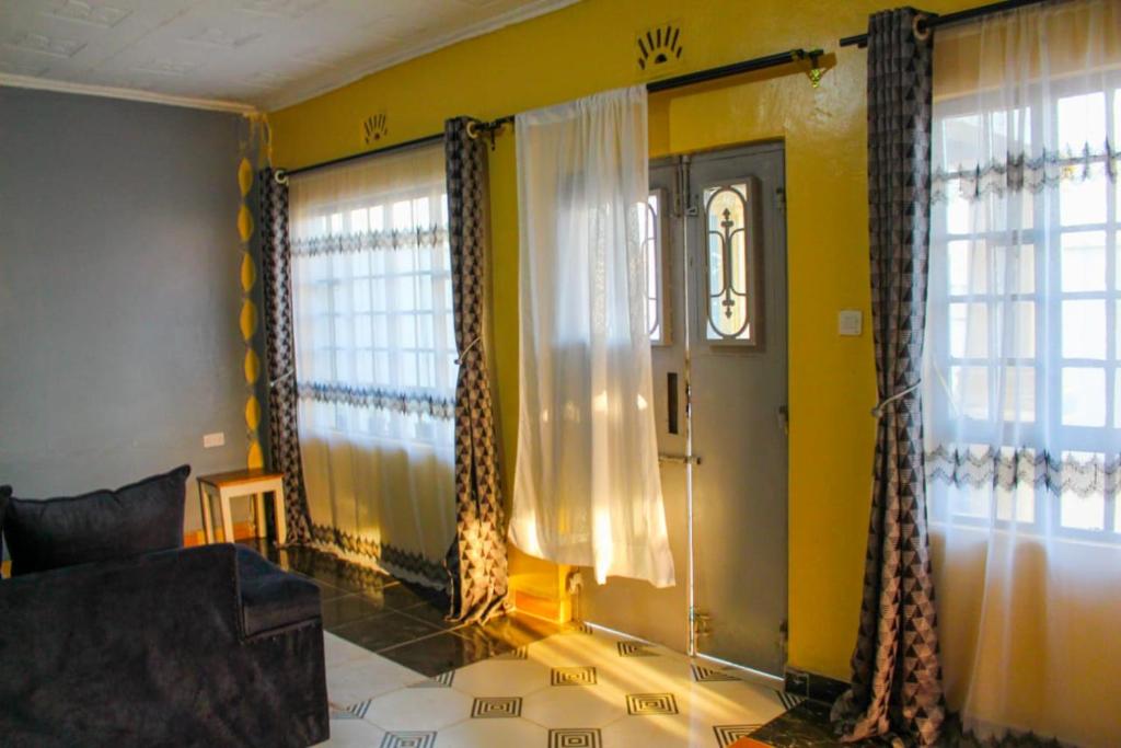 Hotfoot Homestays