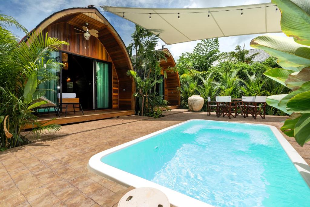 Tropical Chalet 2BR Villa Pasak Paradise 1 with Private Pool, Laguna 10 min drive photo 1