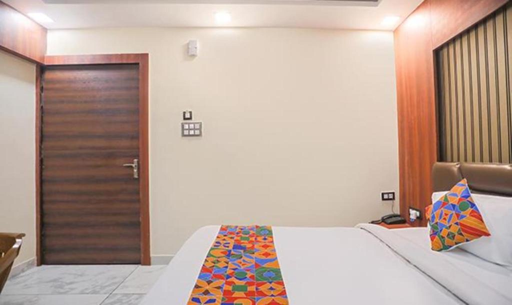 FabHotel The Treenity House photo 4