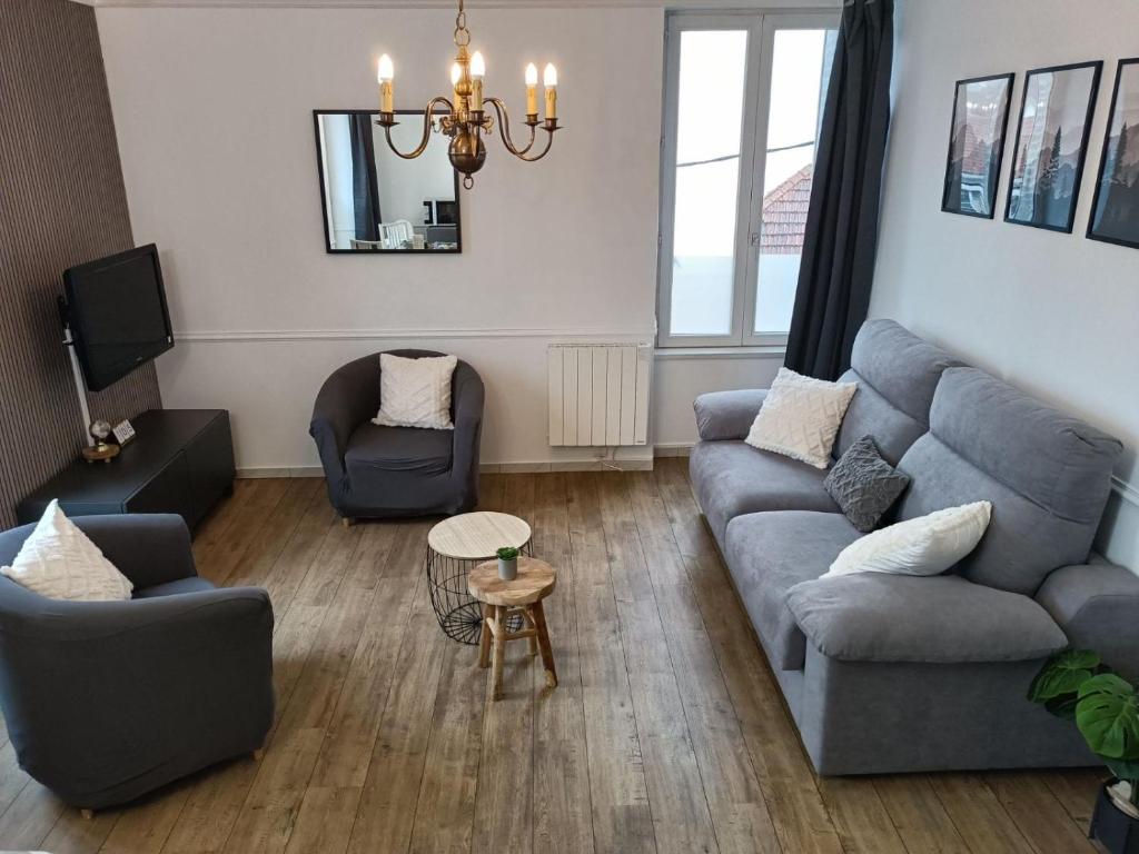 APPARTEMENT refait à NEUF 38m2 Plein centre ville photo 2