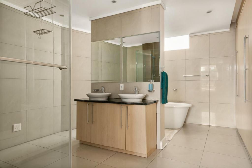 Hydro Park Residences in Sandton WITH GENERATOR photo 1