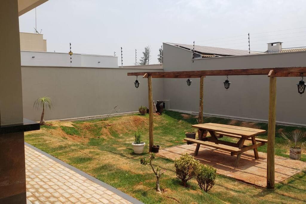 Espaço Araucária - conforto e sossego em Andradina photo 4