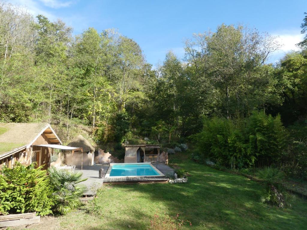 La vie est belle, gîte unique avec piscine dans un écrin de verdure photo 3