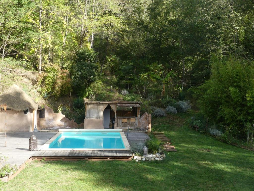 La vie est belle, gîte unique avec piscine dans un écrin de verdure photo 4