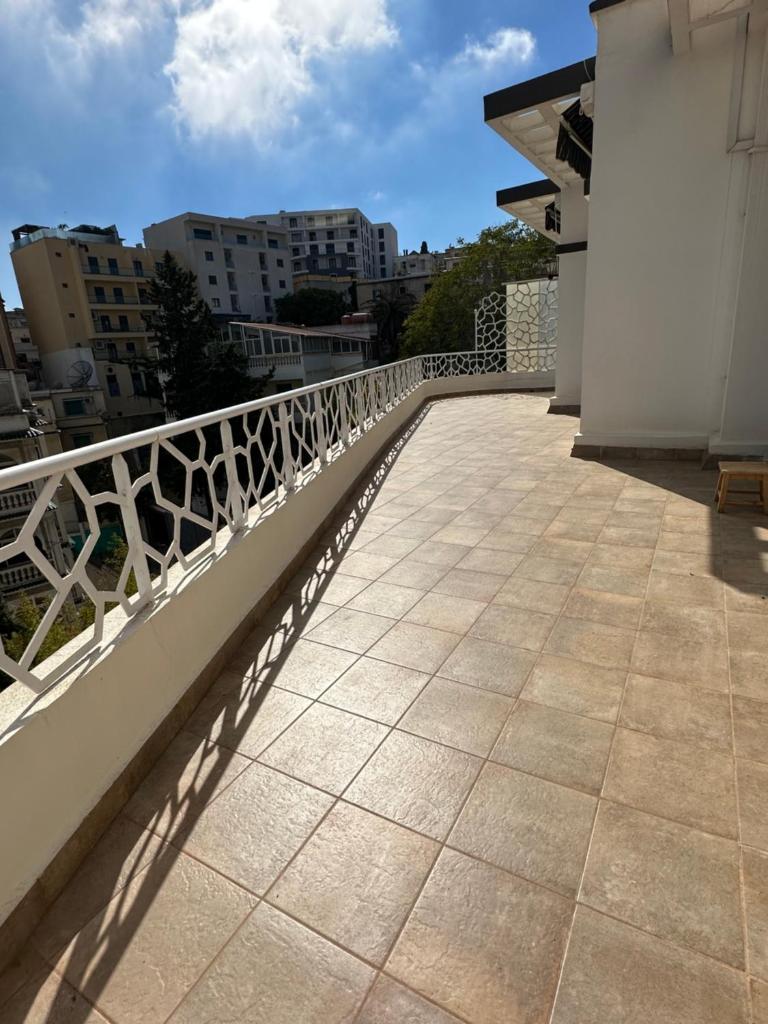 maison luxe et conviviale à HYDRA F6 photo 4