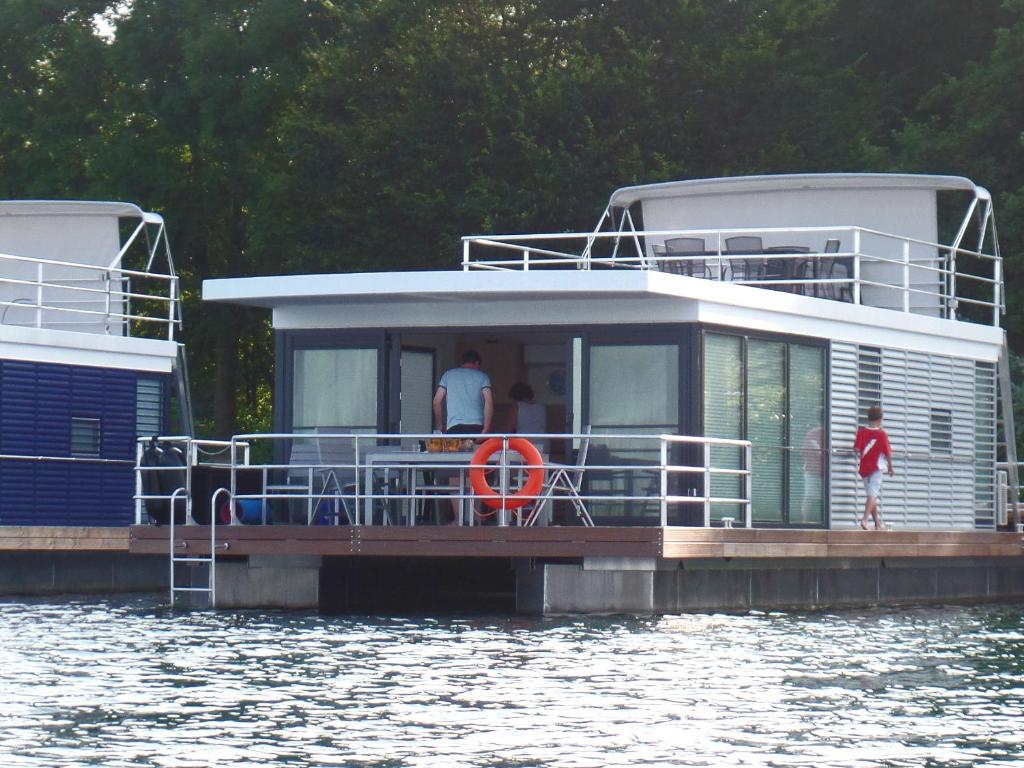 Floating 44 in Xanten - Boot 1 photo 2