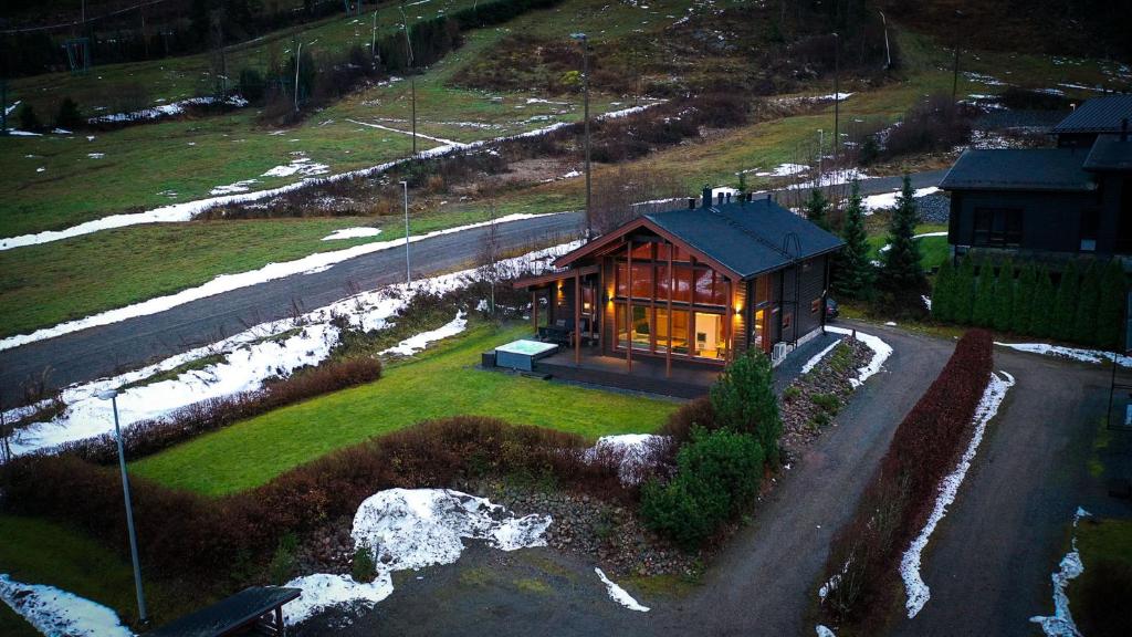 Villa Lumikki - 8 henkilölle, Luoteis-Himos Ski-in/out, 121m² photo 3
