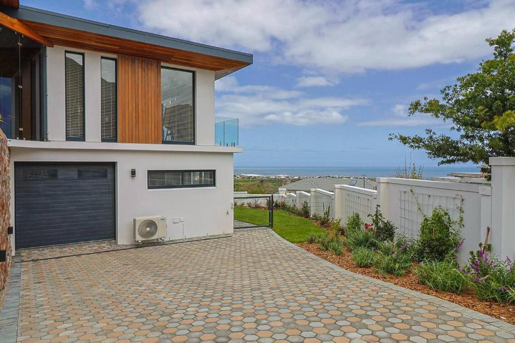 The View, Apartment, with magnificent sea view photo 4