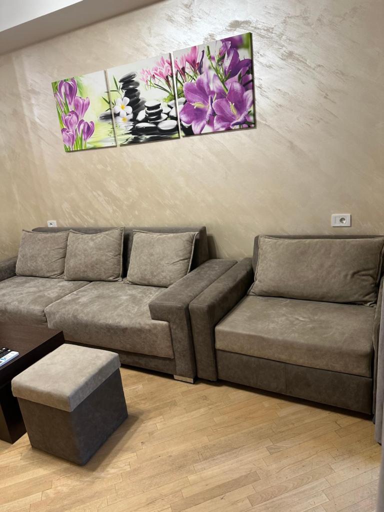 Comfortable apartment in center photo 3