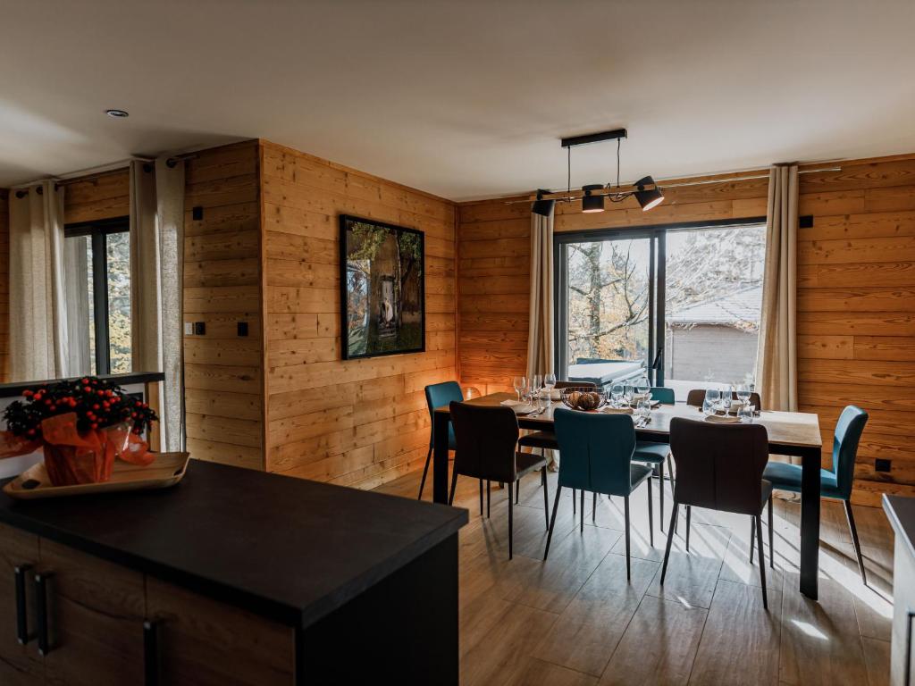Gîte Le Chambon-sur-Lignon, 3 pièces, 6 personnes - FR-1-582-371 photo 4