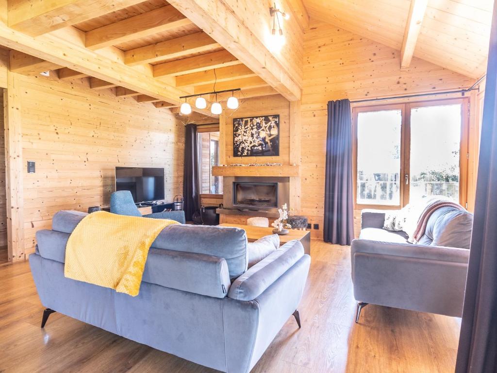Gîte Le Chambon-sur-Lignon, 5 pièces, 10 personnes - FR-1-582-39 photo 3