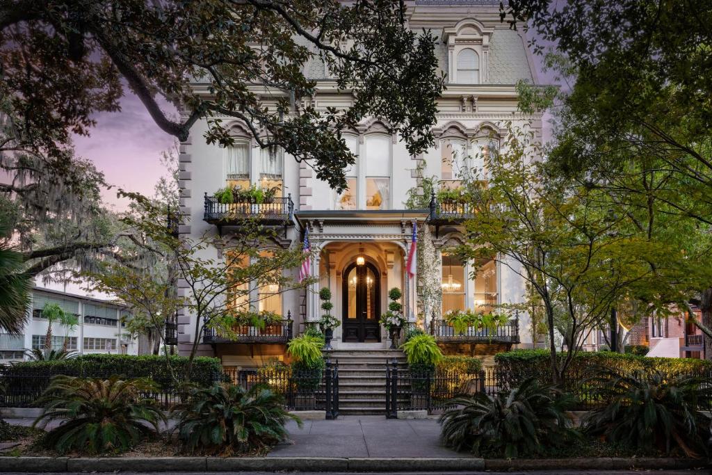 Hamilton-Turner Inn image
