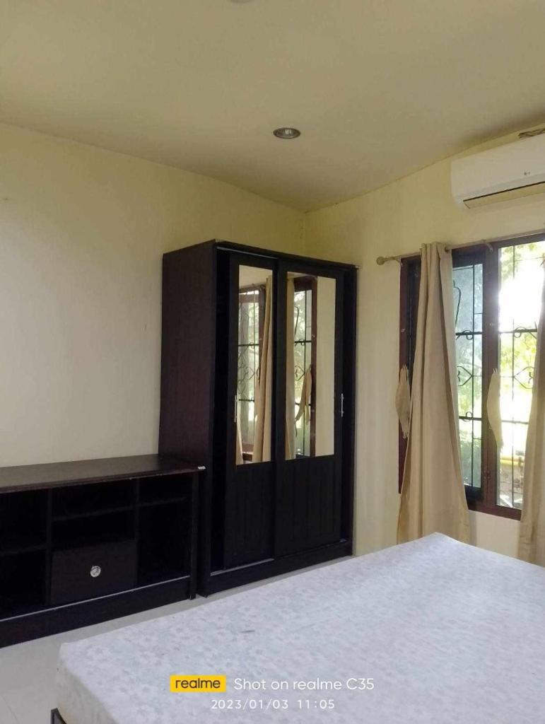 2 one bedroom houses 400 meters from the deach photo 2