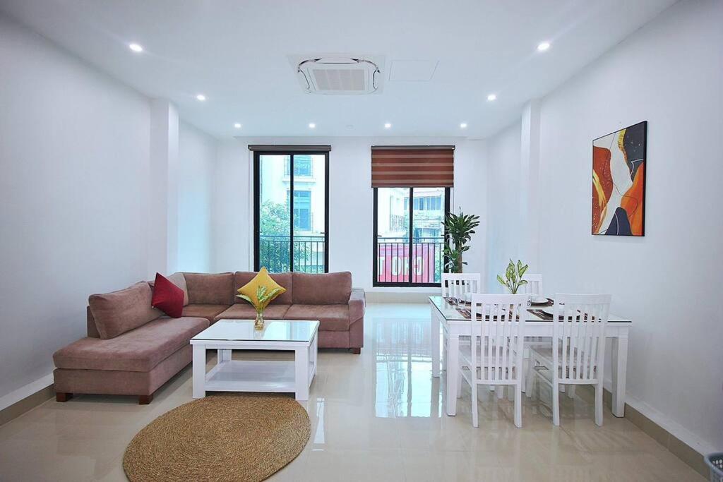 Newonebedroom Apartment Westlake
