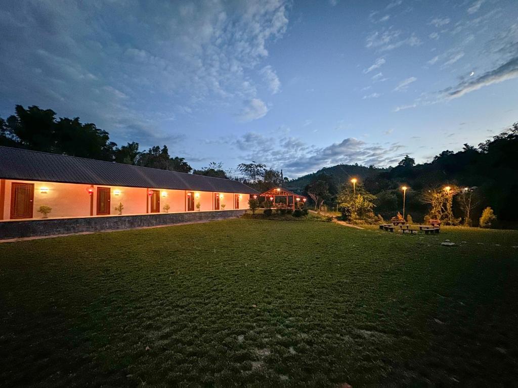 Baan Daeng Resort บ้านรักไทย photo 1