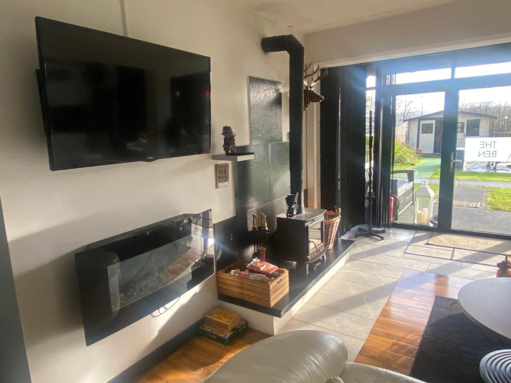 loch lomond apartments photo 4