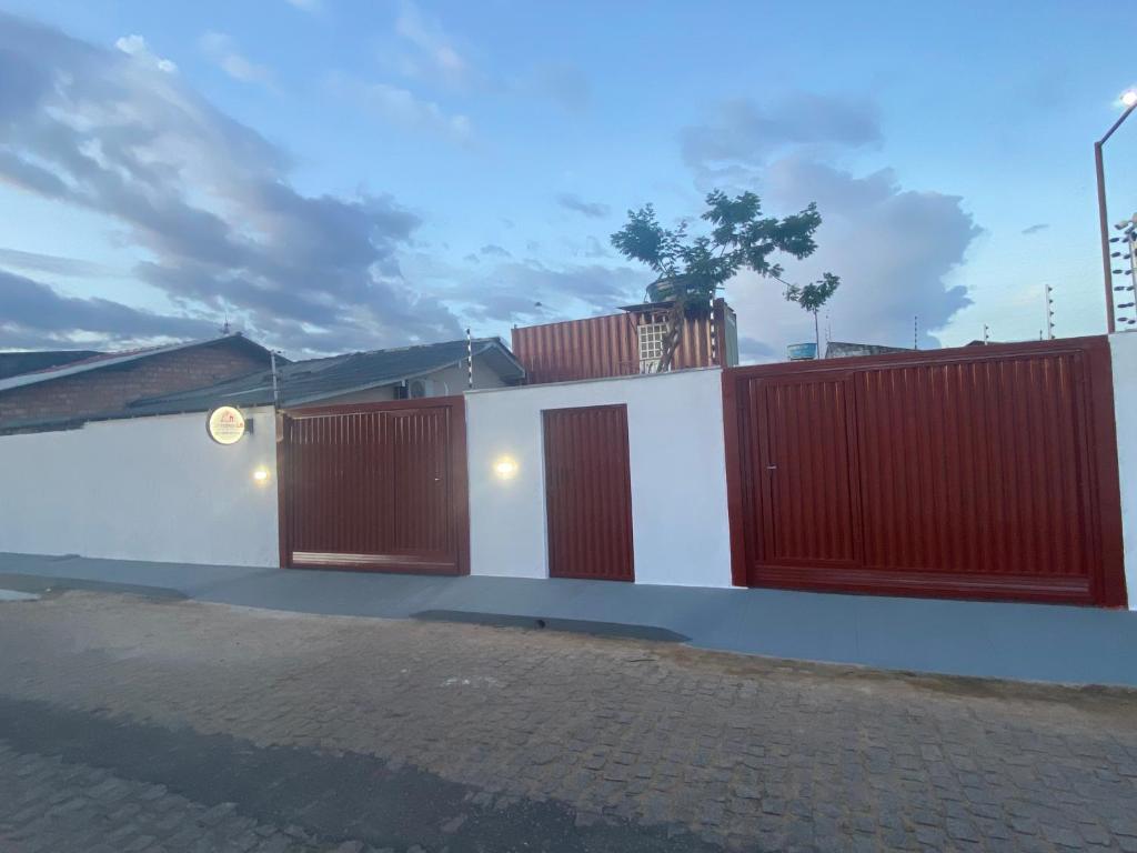 Container LB com garagem para carros de até 4,5M photo 3