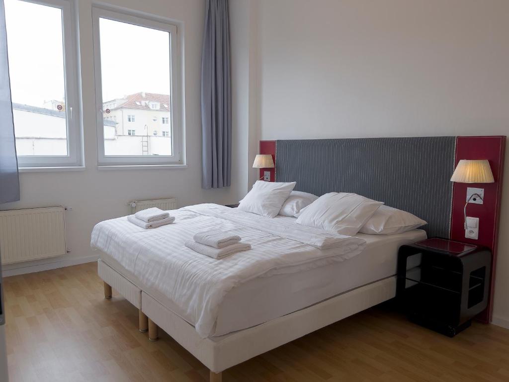 Holiday home Prague Room Type - Deluxe King Suite