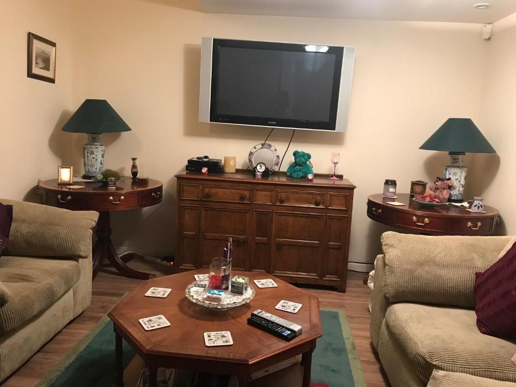 City Centre Executive Apartment - Private Parking, Gym & Sauna photo 2