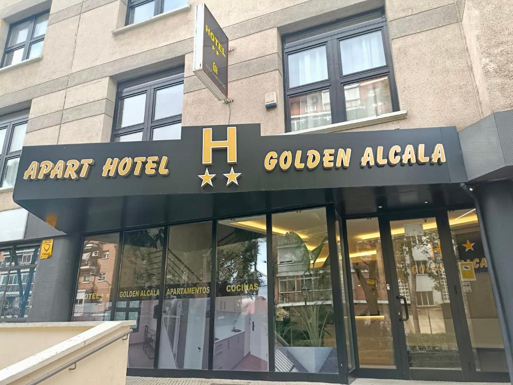 Apartahotel Golden Alcalá photo 4