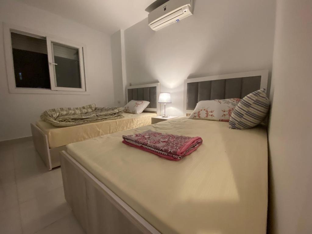 Luxury Inn: 3BR Amazing Garden View in Madinaty B6 photo 3