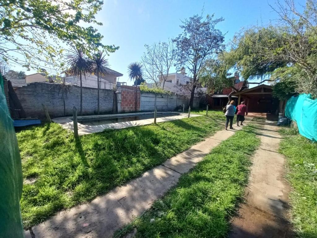 Pileta quincho parque 8 personas grand bourg comfirmar reserva x telefono photo 4