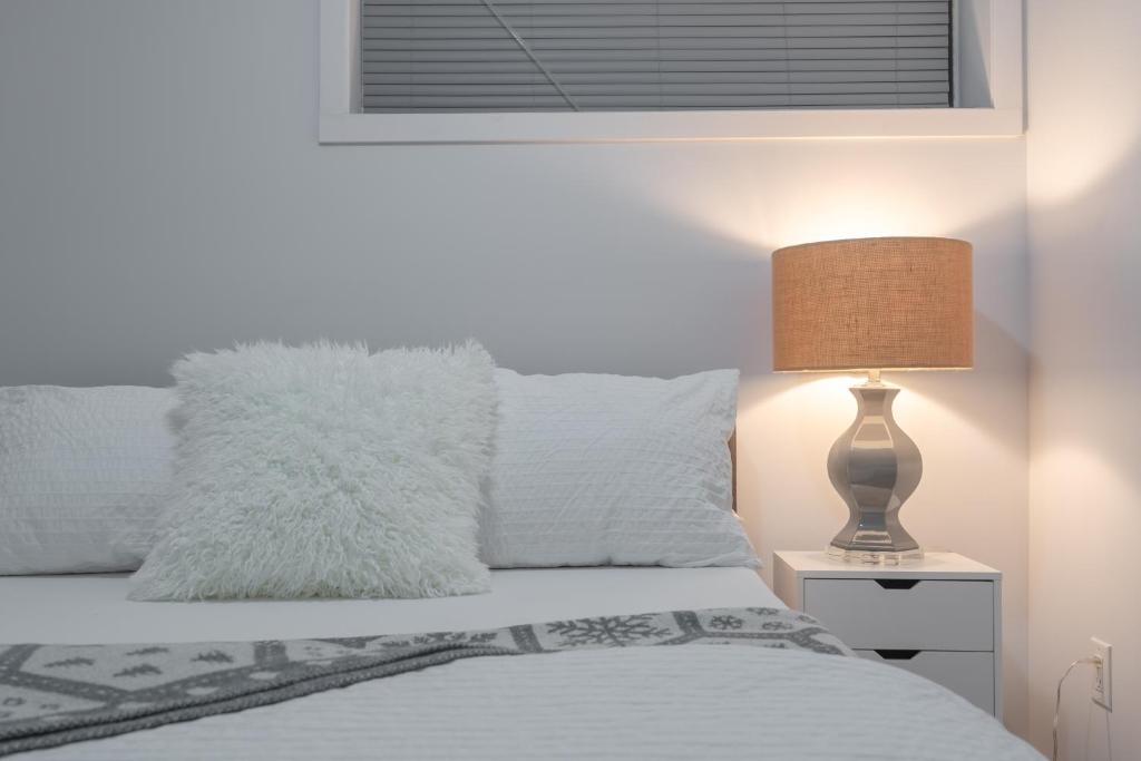 Serene Elegance 2BR Gem with modern conforts photo 1