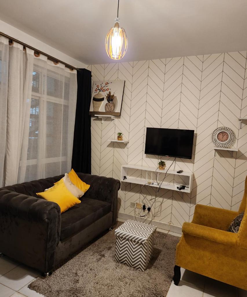 PJ'S, Executive homes