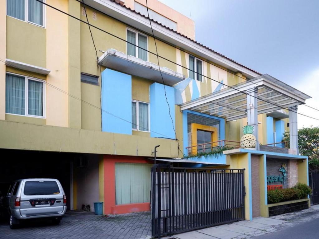 Pineapple Mansion Guest House Solo photo 1
