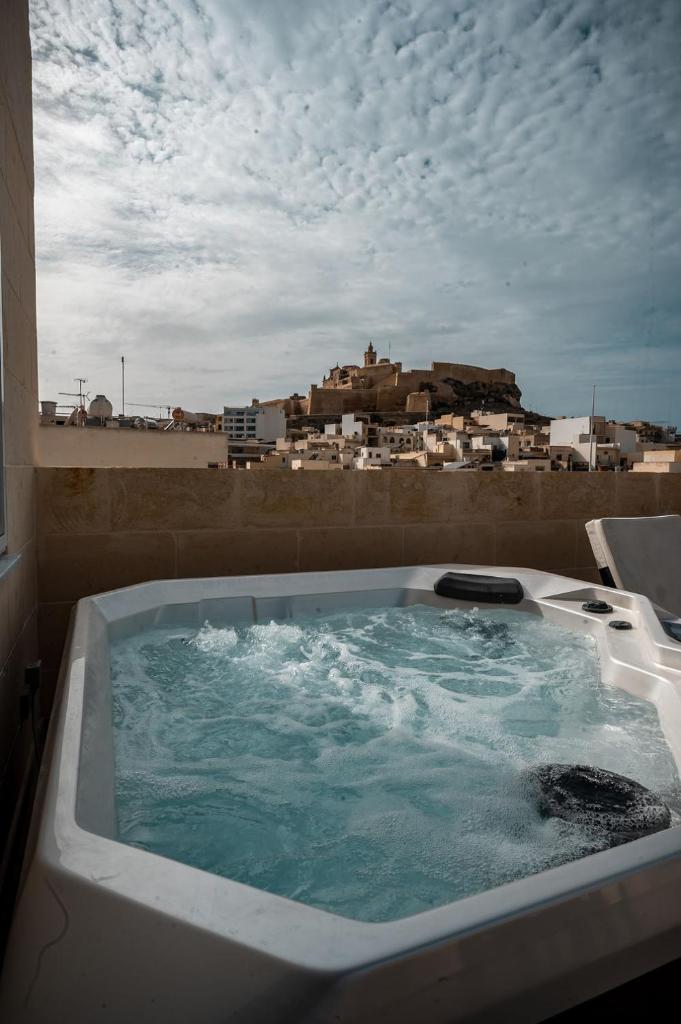 Cittadella View Penthouse with Jacuzzi photo 1