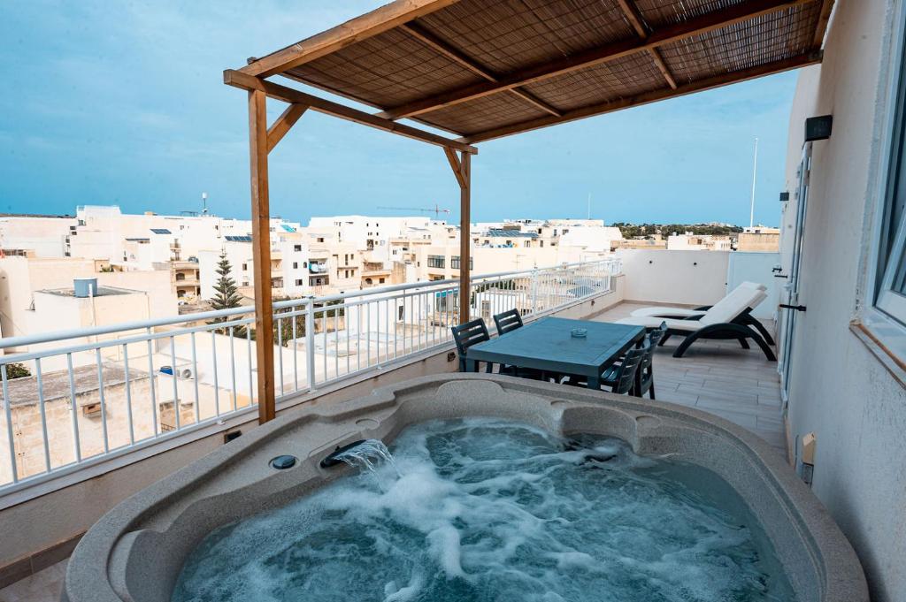 The Willows Penthouses with Jacuzzi photo 1