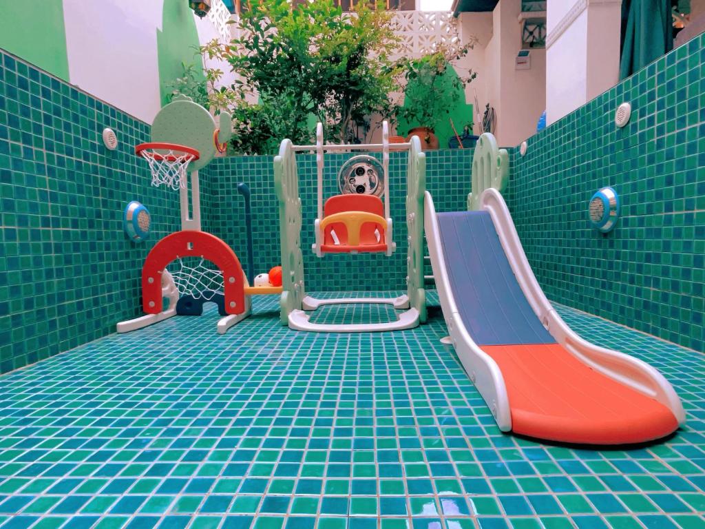 Morocco Green House Forest photo 1