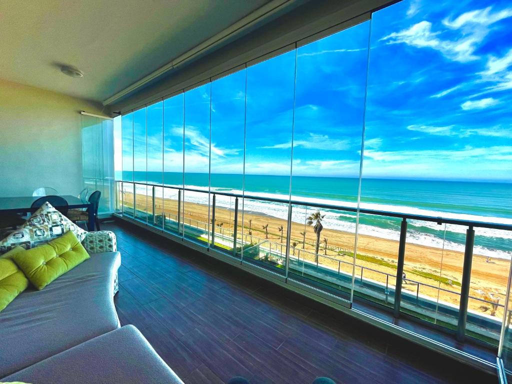 Appart de Luxe front de mer Prestigia Plage des Nations photo 1