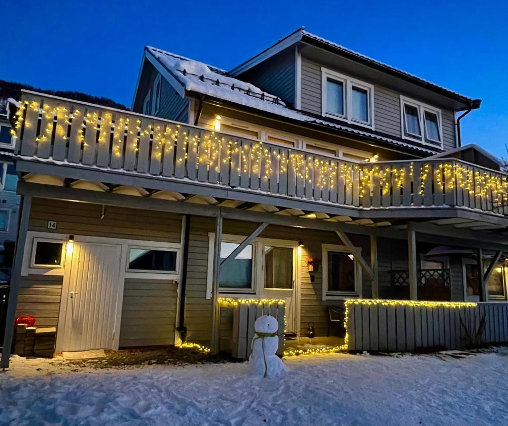 Appartment close to the city, ocean and mountains -Tromsø photo 1