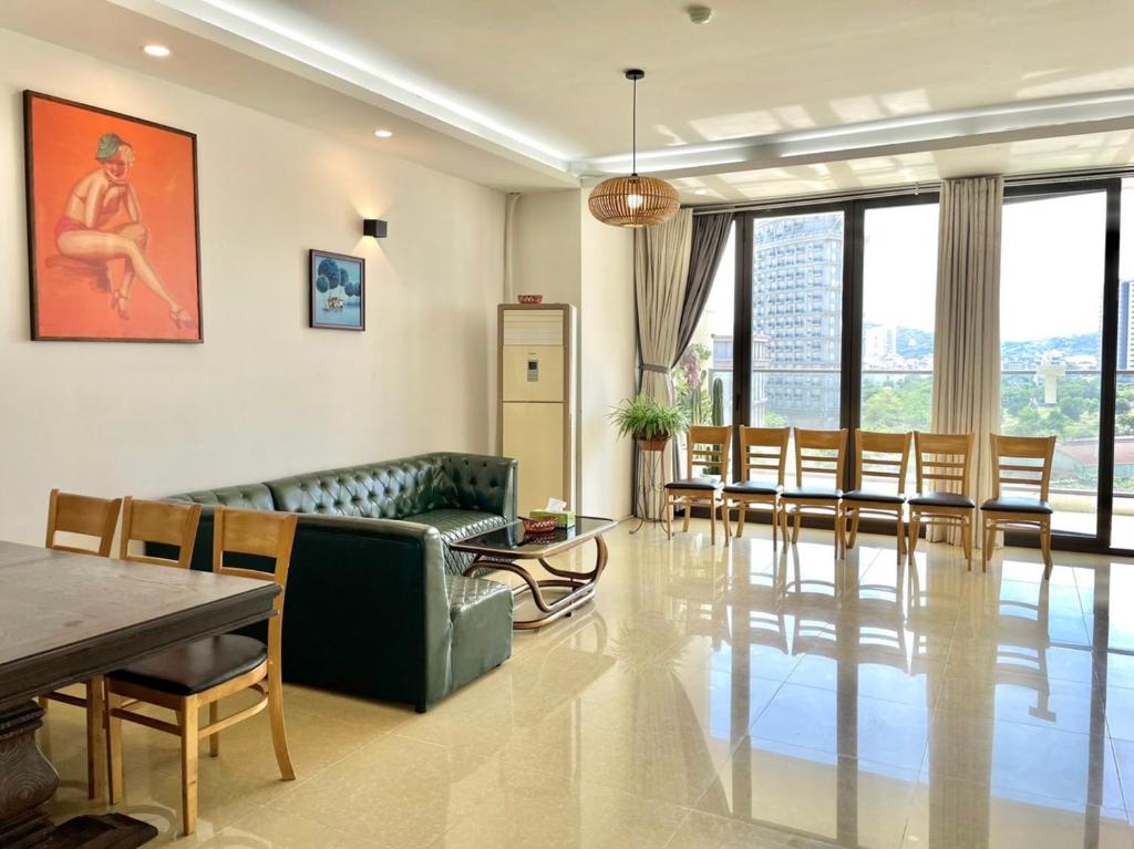 Nice apartment 160mv with 3bedrom have balcony in vung tau