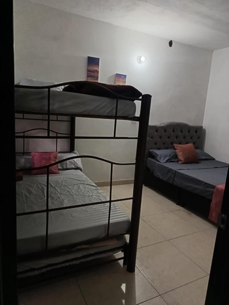 Hotel Policarpa photo 1