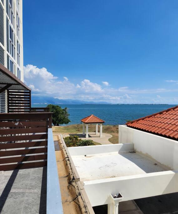 Balcony Sea Breeze @ Bayfront Villas Portmore photo 2