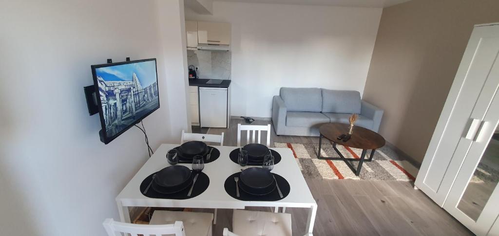 Studio Grand Confort à Houilles photo 4