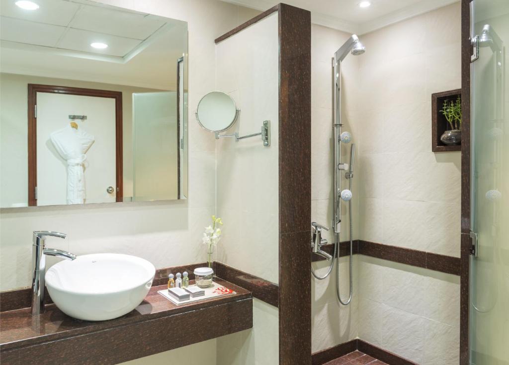 Сьюит (Представительский люкс), Отель Coral Dubai Deira Hotel