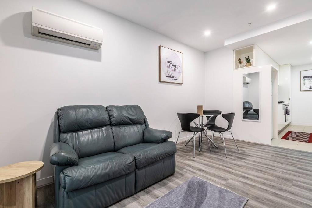 Effortless Local Living on Greville Street photo 1