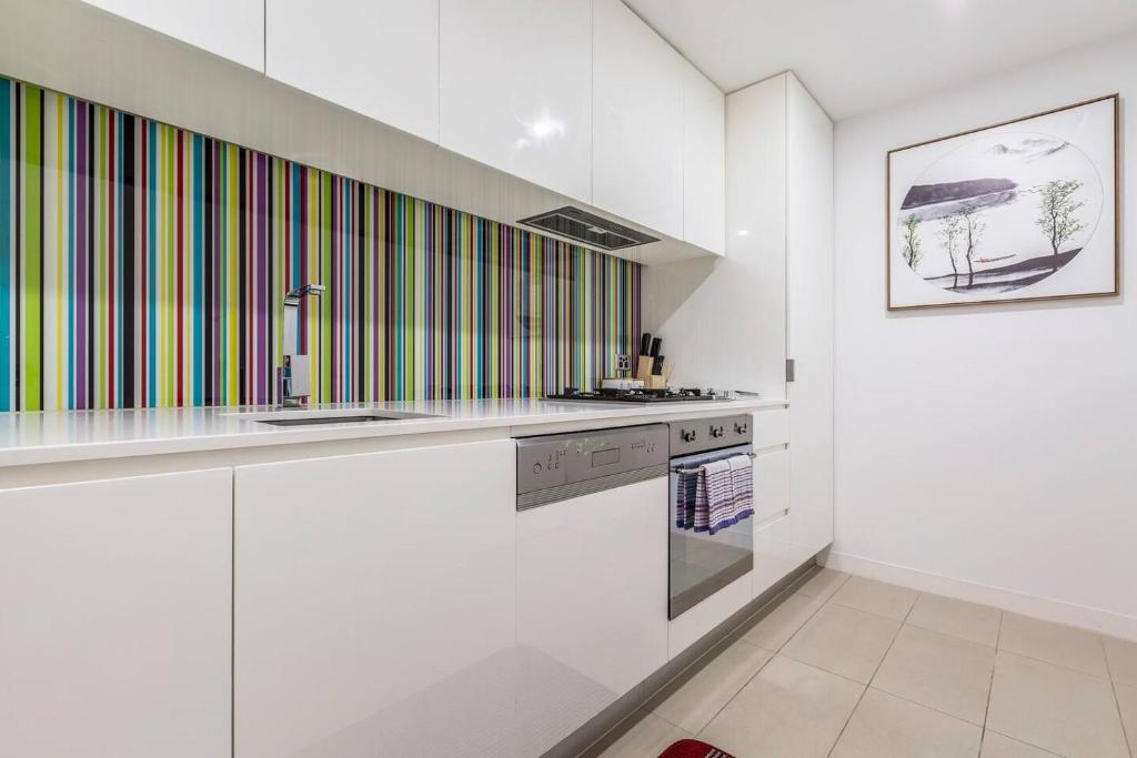 Effortless Local Living on Greville Street photo 2
