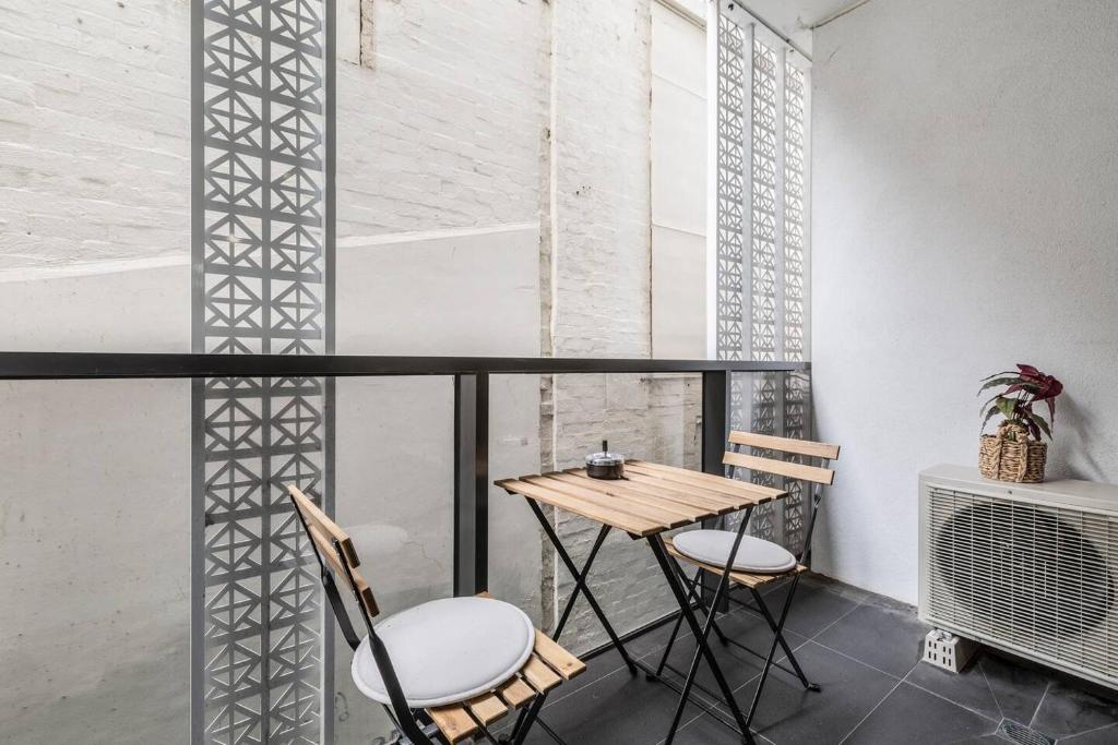 Effortless Local Living on Greville Street photo 3
