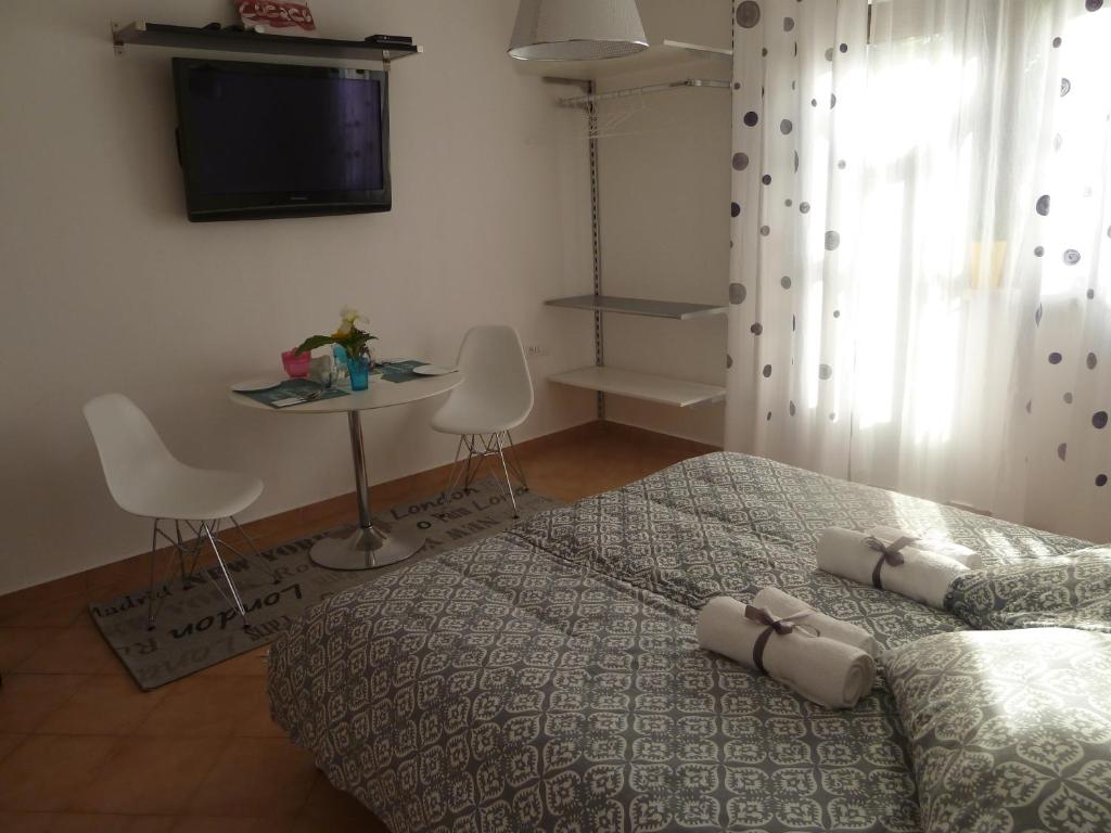 Rose Apartments photo 4