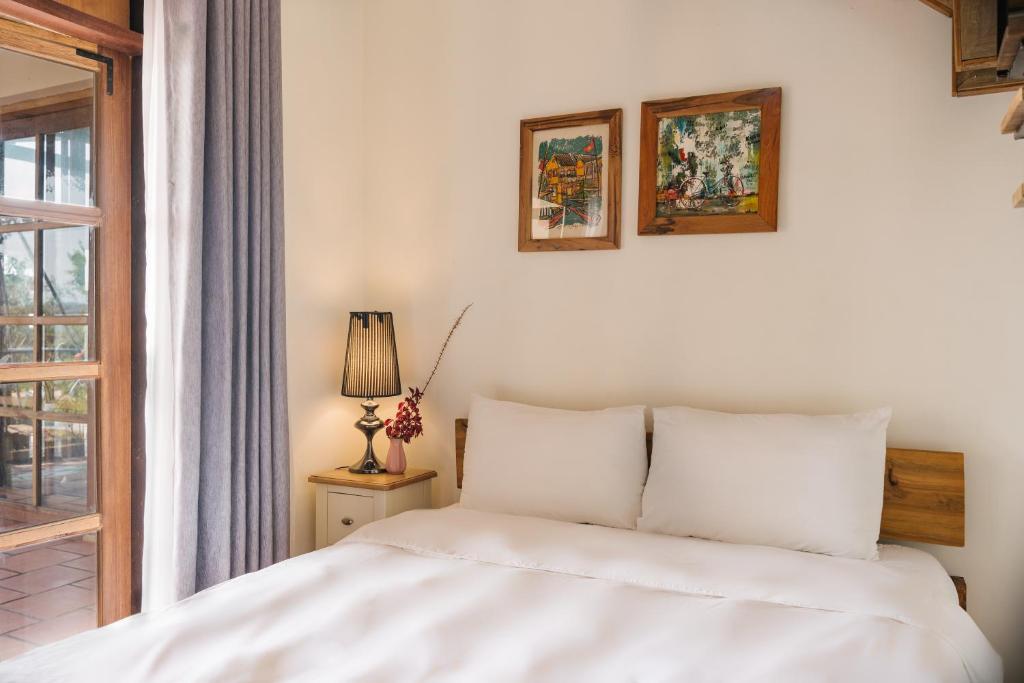 LEEHA HOME Venue Travel