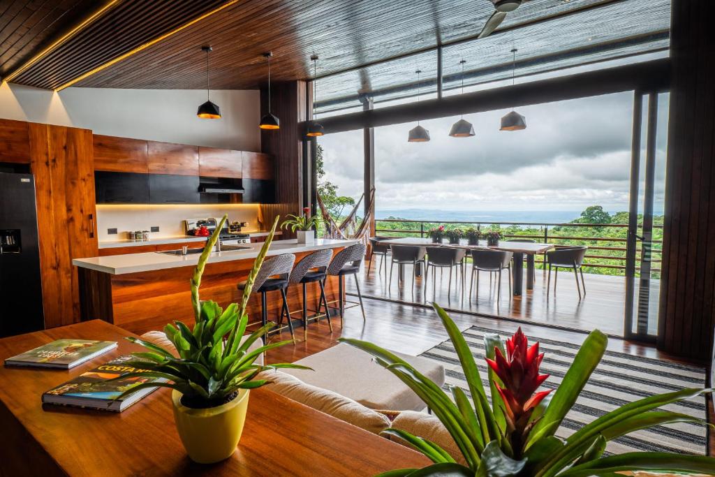 Villa Morpho - Luxury Jungle House at Ecolirios Green Community photo 1