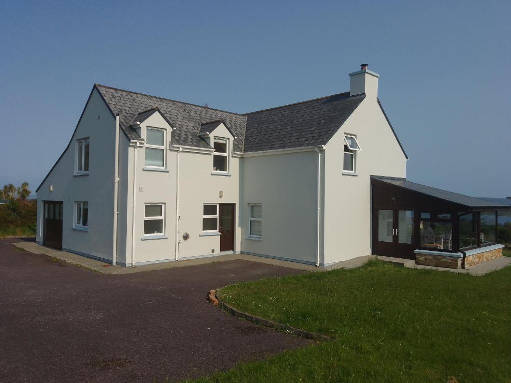 Casey House photo 1