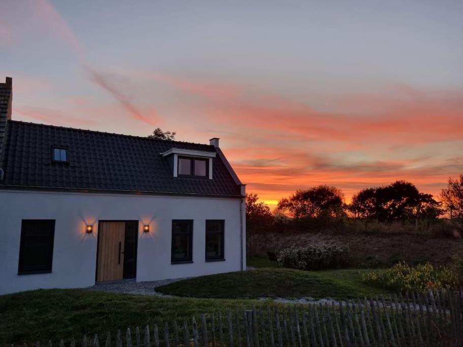 Huisje Bries, Nieuw! mooi uitzicht, vlakbij strand photo 2