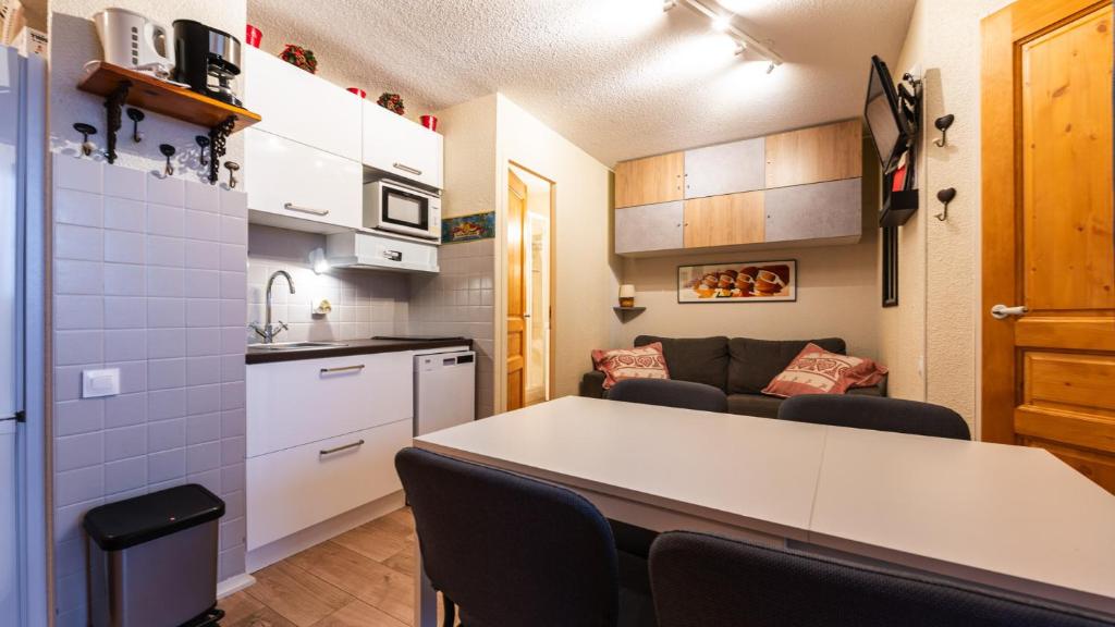 Grande Neige 44 - Appt renove 4 pers photo 2
